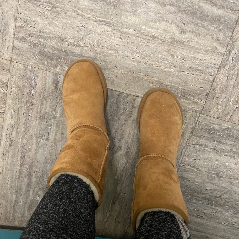 Ugg boots - Picture 11 of 11